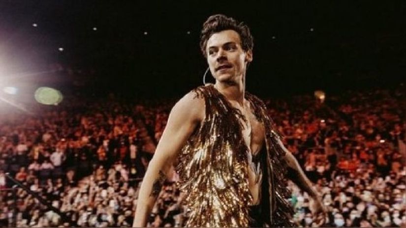 Harry Styles : le concert au Danemark est annulé après que la fusillade dans un centre commercial a fait trois morts