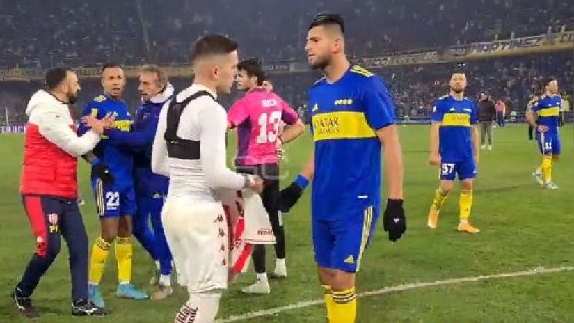 Zambrano et Advíncula dans la mêlée : Boca contre Unión à La Bombonera | VIDEO